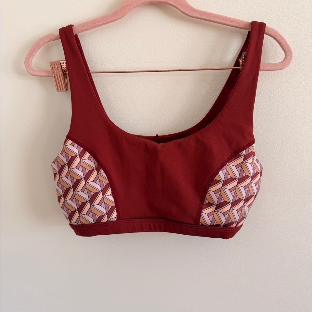 Hurley Burgundy and Pink Geometric Sports Bra